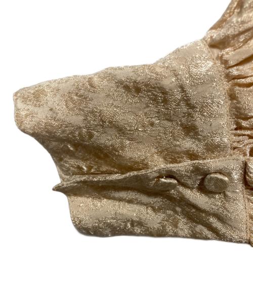 ne quittez pas（ヌキテパ）ne quittez pas (ヌキテパ) レーヨンブラウス ベージュ サイズ:-の古着・服飾アイテム