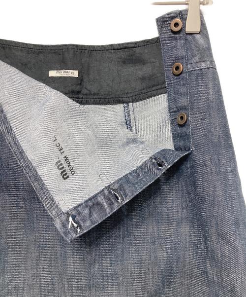 MIU MIU（ミュウミュウ）MIU MIU (ミュウミュウ) デニムミニスカート インディゴ サイズ:26の古着・服飾アイテム