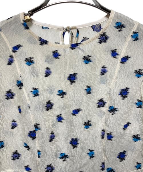 FRAY ID（フレイ アイディー）FRAY ID (フレイ アイディー) ドロップショルダーパフスリーブチュニック アイボリー×ブルー サイズ:1の古着・服飾アイテム