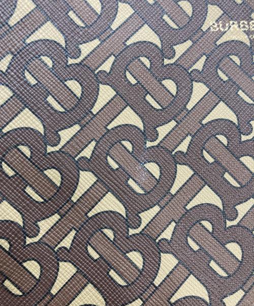 BURBERRY（バーバリー）BURBERRY (バーバリー) TBモノグラム ショルダーバッグ ベージュ×ブラウンの古着・服飾アイテム
