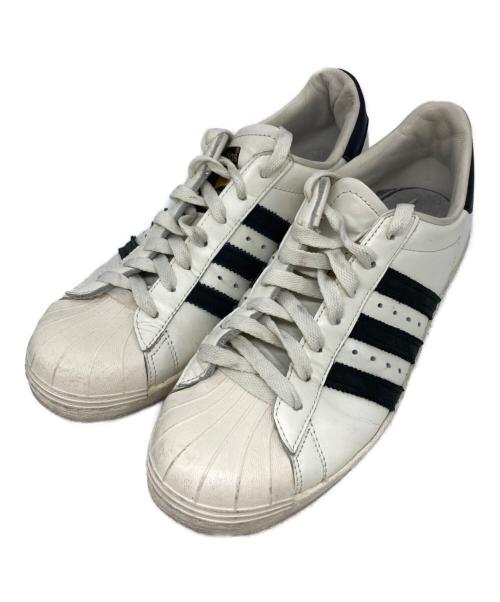 adidas（アディダス）adidas (アディダス) スニーカー ホワイト サイズ:27の古着・服飾アイテム