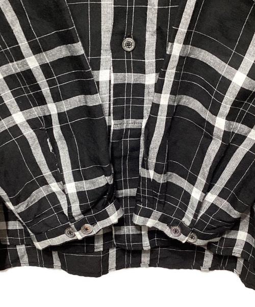 BRU NA BOINNE（ブルーナボイン）BRU NA BOINNE (ブルーナボイン) スナフチェックシャツ ブラック サイズ:Ｌの古着・服飾アイテム
