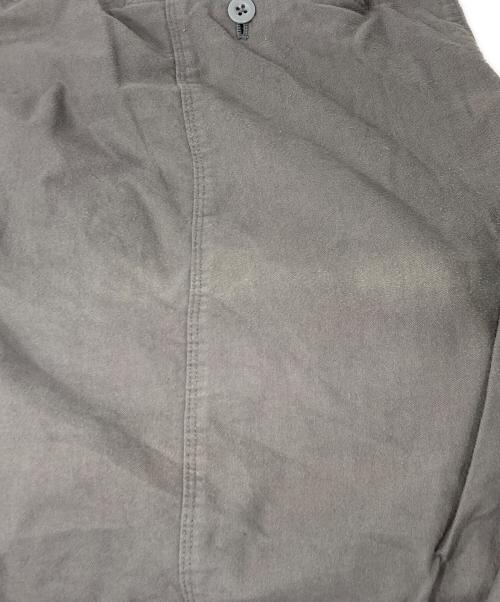 gourmet jeans（グルメジーンズ）GOURMET JEANS (グルメジーンズ) SNAP BUSH パラシュートパンツ グレー サイズ:3の古着・服飾アイテム