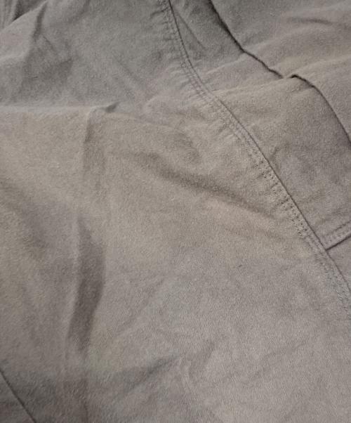 gourmet jeans（グルメジーンズ）GOURMET JEANS (グルメジーンズ) SNAP BUSH パラシュートパンツ グレー サイズ:3の古着・服飾アイテム