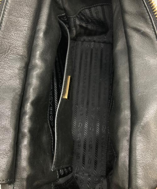 PRADA（プラダ）PRADA (プラダ) エクスプローラーラージナッパレザーショルダーバッグ ブラックの古着・服飾アイテム