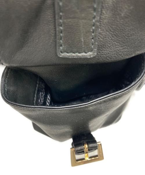 PRADA（プラダ）PRADA (プラダ) エクスプローラーラージナッパレザーショルダーバッグ ブラックの古着・服飾アイテム
