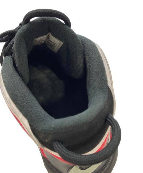 NIKE（ナイキ）NIKE (ナイキ) スニーカー ブラック×レッド サイズ:29の古着・服飾アイテム