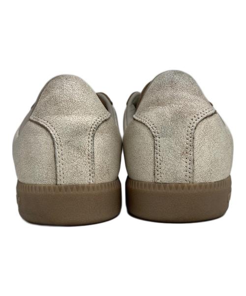 adidas（アディダス）adidas (アディダス) ローカットスニーカー ベージュ サイズ:26cmの古着・服飾アイテム