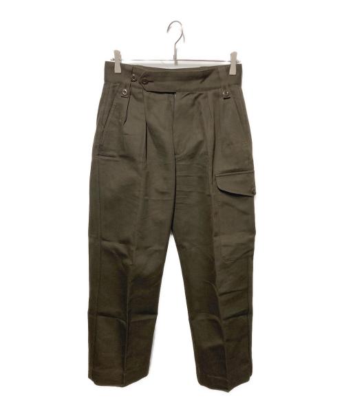TOMORROW LAND（トゥモローランド）TOMORROW LAND (トゥモローランド) ウールコットンキャバリーツイルミリタリーカーゴパンツ カーキ サイズ:44の古着・服飾アイテム