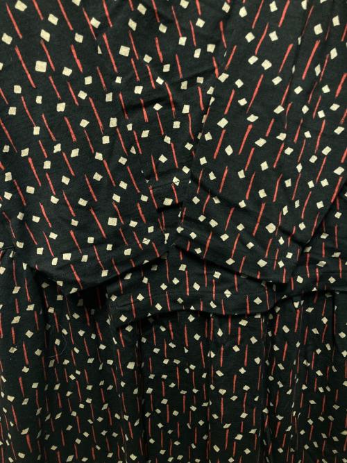 tricot COMME des GARCONS（トリココムデギャルソン）tricot COMME des GARCONS (トリココムデギャルソン) 総柄ワンピース ブラック サイズ:freeの古着・服飾アイテム