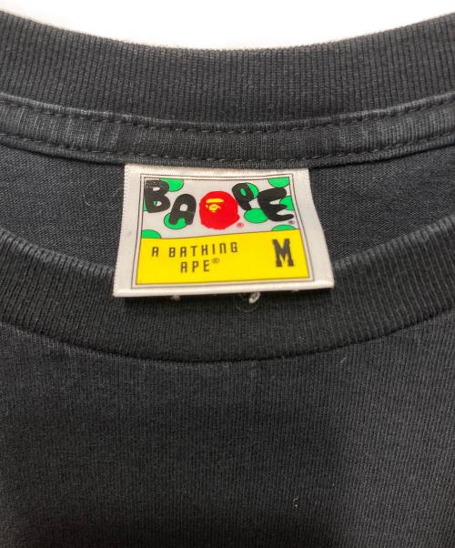 A BATHING APE（アベイシングエイプ）A BATHING APE (アベイシングエイプ) プリントTシャツ ブラック サイズ:Mの古着・服飾アイテム