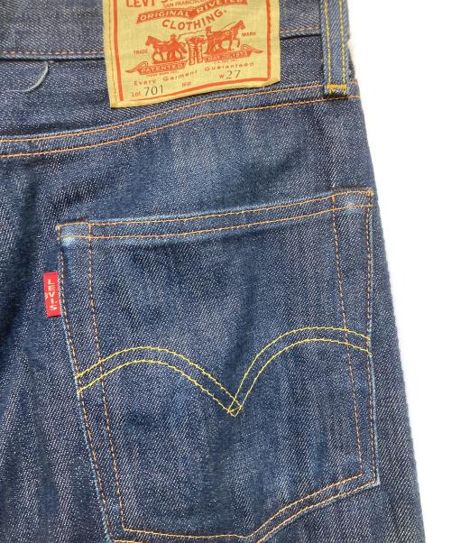 LEVI'S VINTAGE CLOTHING（リーバイス ビンテージ クロージング）LEVI'S VINTAGE CLOTHING (リーバイス ビンテージ クロージング) 701デニムパンツ インディゴ サイズ:W27の古着・服飾アイテム