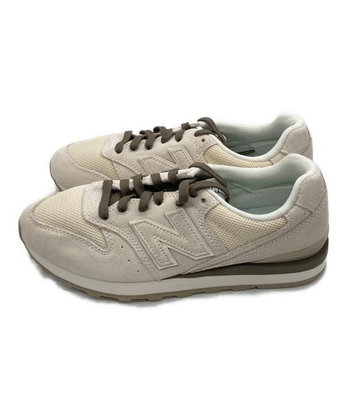 NEW BALANCE（ニューバランス）NEW BALANCE (ニューバランス) ローカットスニーカー ベージュ サイズ:23の古着・服飾アイテム