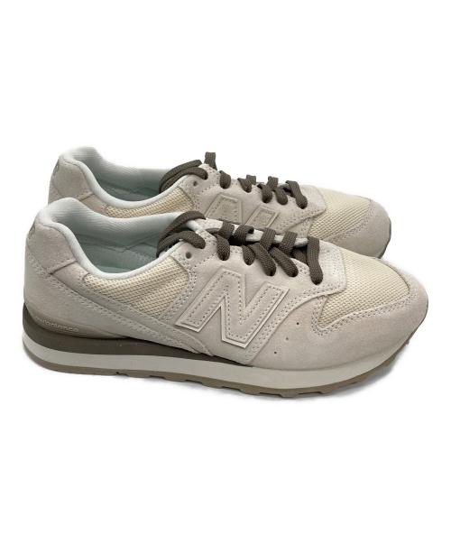 NEW BALANCE（ニューバランス）NEW BALANCE (ニューバランス) ローカットスニーカー ベージュ サイズ:23の古着・服飾アイテム