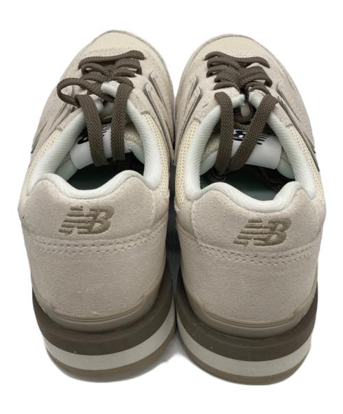 NEW BALANCE（ニューバランス）NEW BALANCE (ニューバランス) ローカットスニーカー ベージュ サイズ:23の古着・服飾アイテム