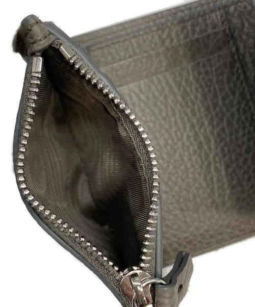 Maison Margiela（メゾンマルジェラ）Maison Margiela (メゾンマルジェラ) 4ステッチ 三つ折り ウォレット グレーの古着・服飾アイテム