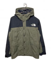 THE NORTH FACE（ザ ノース フェイス）の古着「マウンテンライトジャケット」｜カーキ