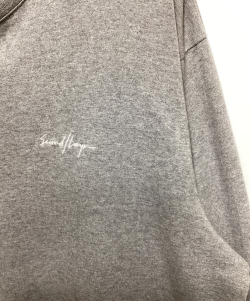 SECOND/LAYER（セカンドレイヤー）SECOND/LAYER (セカンドレイヤー) ロゴ刺繍ロングスリーブカットソー グレー サイズ:Lの古着・服飾アイテム
