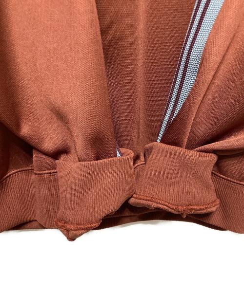 Needles（ニードルズ）Needles (ニードルズ) ポリスムース トラック クルー ネックシャツ ブラウン サイズ:Mの古着・服飾アイテム