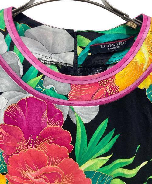 LEONARD FASHION（レオナールファッション）LEONARD FASHION (レオナールファッション) 総柄ワンピース マルチカラー サイズ:Ｌの古着・服飾アイテム