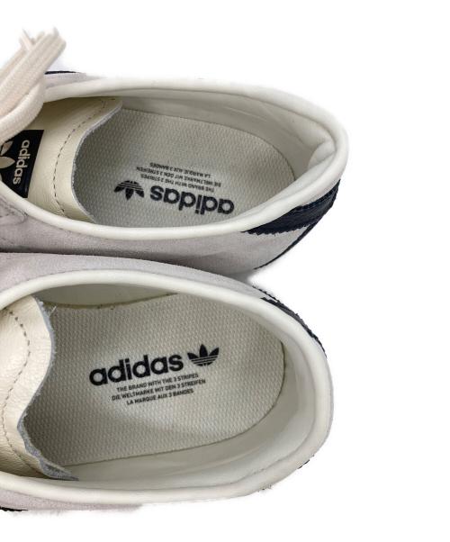 adidas（アディダス）adidas (アディダス) ローカットスニーカー グレー×ブラック サイズ:24の古着・服飾アイテム