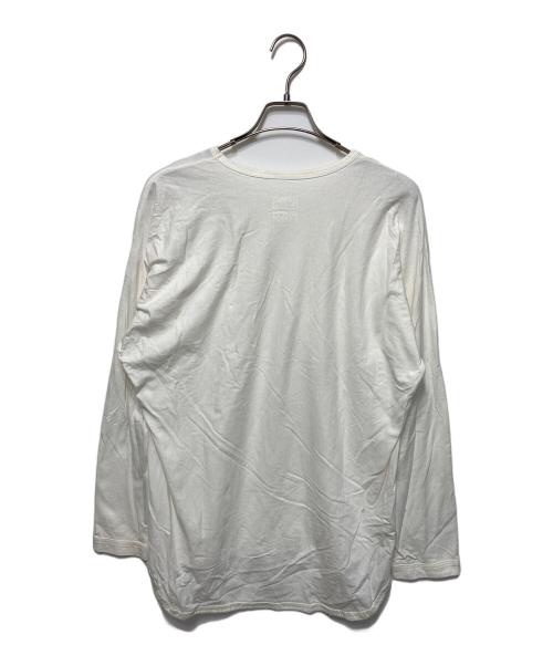 HOMME PLISSE ISSEY MIYAKE（オム プリッセ イッセイ ミヤケ）HOMME PLISSE ISSEY MIYAKE (オム プリッセ イッセイ ミヤケ) ロングスリーブカットソー ホワイト サイズ:2の古着・服飾アイテム