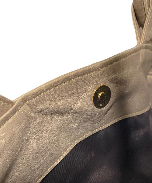 LOEWE（ロエベ）LOEWE (ロエベ) ハンドバッグ ベージュの古着・服飾アイテム