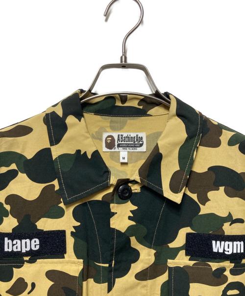 A BATHING APE（アベイシングエイプ）A BATHING APE (アベイシングエイプ) コットン カモ シャーク ワッペン ワークシャツジャケット ベージュ×カーキ サイズ:Mの古着・服飾アイテム