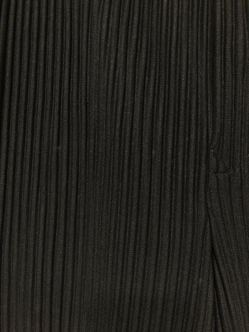 HOMME PLISSE ISSEY MIYAKE（オム プリッセ イッセイ ミヤケ）HOMME PLISSE ISSEY MIYAKE (オム プリッセ イッセイ ミヤケ) プリーツトラウザー ブラック サイズ:2の古着・服飾アイテム