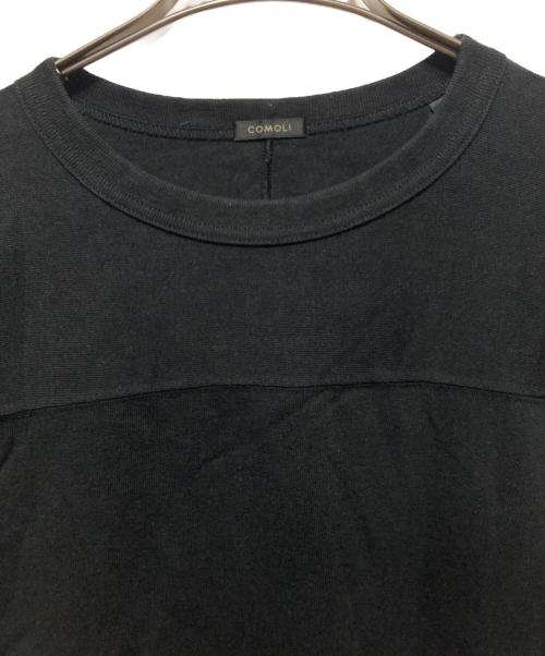 COMOLI（コモリ）COMOLI (コモリ) フットボールTシャツ ブラック サイズ:2の古着・服飾アイテム