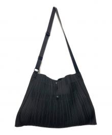 PLEATS PLEASE（プリーツプリーズ）の古着「プリーツショルダーバッグ」｜ブラック