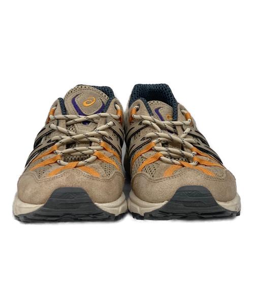 asics（アシックス）asics (アシックス) GEL-SONOMA 15-50/ゲルソノマ ベージュ×ホワイト サイズ:26.5の古着・服飾アイテム