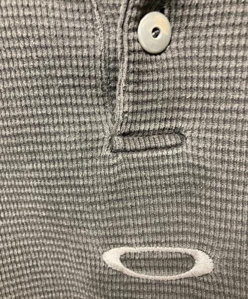 OAKLEY（オークリー）OAKLEY (オークリー) ワッフルポロシャツ ブラック サイズ:不明の古着・服飾アイテム