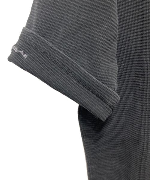 OAKLEY（オークリー）OAKLEY (オークリー) ワッフルポロシャツ ブラック サイズ:不明の古着・服飾アイテム