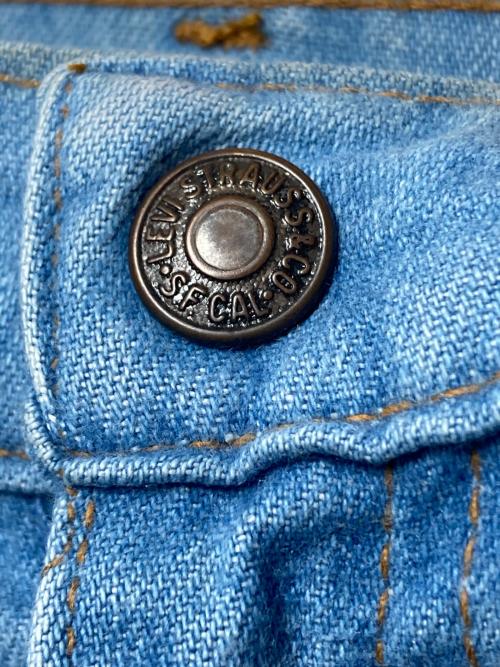 LEVI'S（リーバイス）LEVI'S (リーバイス) デニムパンツ インディゴ サイズ:表記無しの古着・服飾アイテム