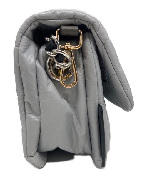 MARC JACOBS（マークジェイコブス）MARC JACOBS (マークジェイコブス) THE MINI PILLOW BAG/ミニピローバッグ グレーの古着・服飾アイテム