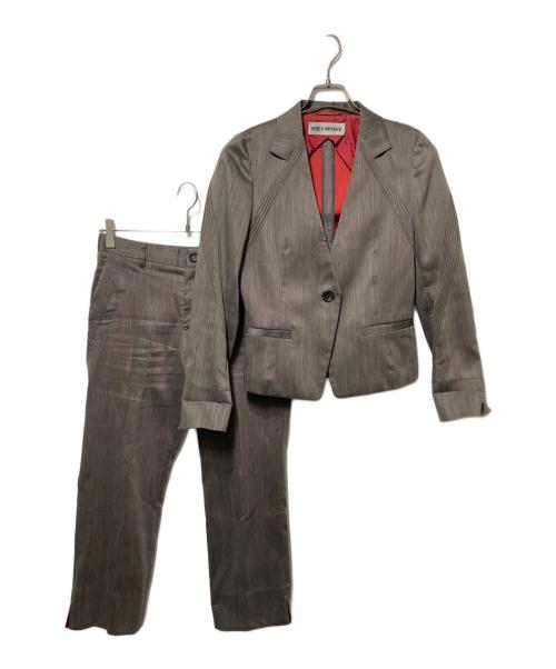 ISSEY MIYAKE（イッセイミヤケ）ISSEY MIYAKE (イッセイミヤケ) プリーツ加工セットアップ グレー サイズ:1の古着・服飾アイテム