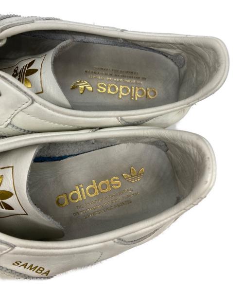 adidas（アディダス）adidas (アディダス) ローカットスニーカー ホワイト サイズ:27の古着・服飾アイテム