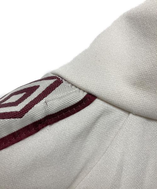 UMBRO（アンブロ）UMBRO (アンブロ) HBL OG STAND-NECK TRACKJACKET ホワイト×ボルドー サイズ:Mの古着・服飾アイテム