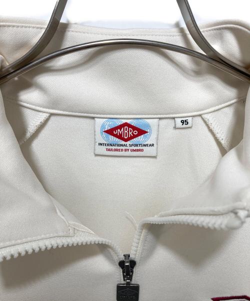 UMBRO（アンブロ）UMBRO (アンブロ) HBL OG STAND-NECK TRACKJACKET ホワイト×ボルドー サイズ:Mの古着・服飾アイテム