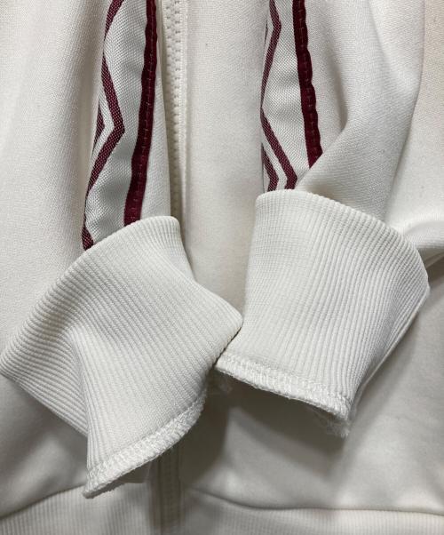 UMBRO（アンブロ）UMBRO (アンブロ) HBL OG STAND-NECK TRACKJACKET ホワイト×ボルドー サイズ:Mの古着・服飾アイテム