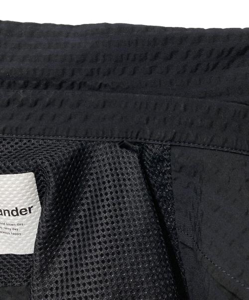 and wander（アンドワンダー）and wander (アンドワンダー) dry soft seersucker SS shirt/ドライソフトシアサッカーシャツ ブラック サイズ:Ｓの古着・服飾アイテム