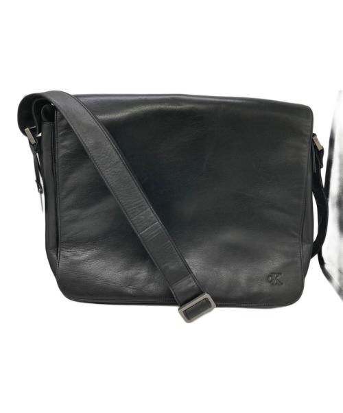 Calvin Klein（カルバンクライン）Calvin Klein (カルバンクライン) メッセンジャーバッグ ブラックの古着・服飾アイテム