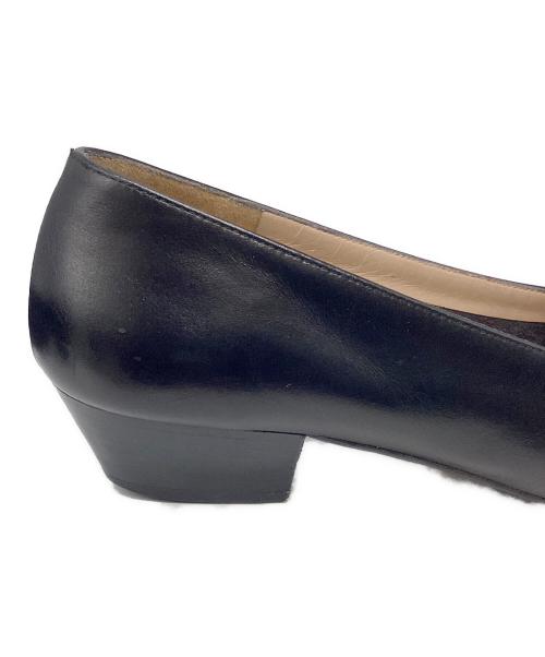 Salvatore Ferragamo（サルヴァトーレ フェラガモ）Salvatore Ferragamo (サルヴァトーレ フェラガモ) ヴァラリボンパンプス ブラック サイズ:7の古着・服飾アイテム