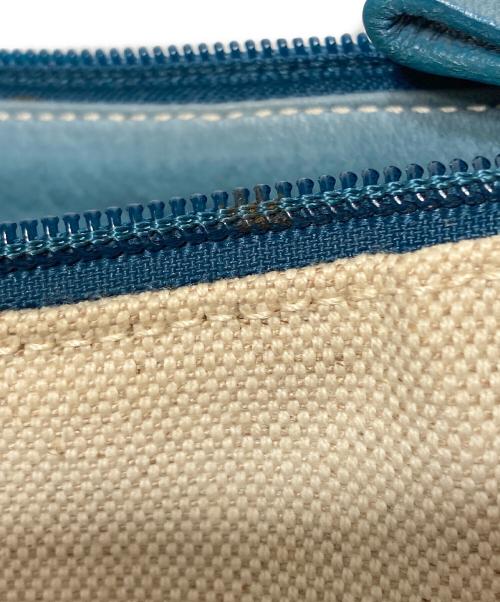 LOEWE（ロエベ）LOEWE (ロエベ) アナグラムスタッズキャンバスワンショルダーバッグ ブルー×ホワイトの古着・服飾アイテム