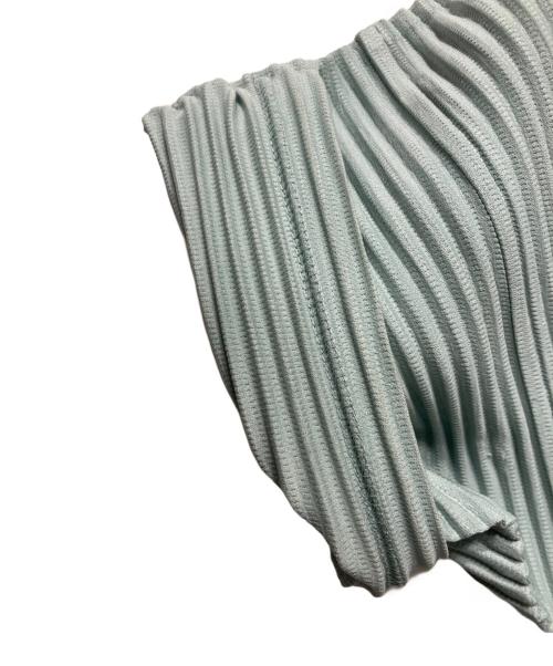 HOMME PLISSE ISSEY MIYAKE（オム プリッセ イッセイ ミヤケ）HOMME PLISSE ISSEY MIYAKE (オム プリッセ イッセイ ミヤケ) S/Sプリーツカットソー スカイブルー サイズ:2の古着・服飾アイテム
