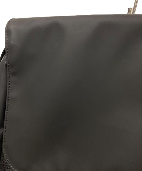 TRIDEAL（トライディール）TRIDEAL (トライディール) TOUGH BIG SLING BAG ブラックの古着・服飾アイテム