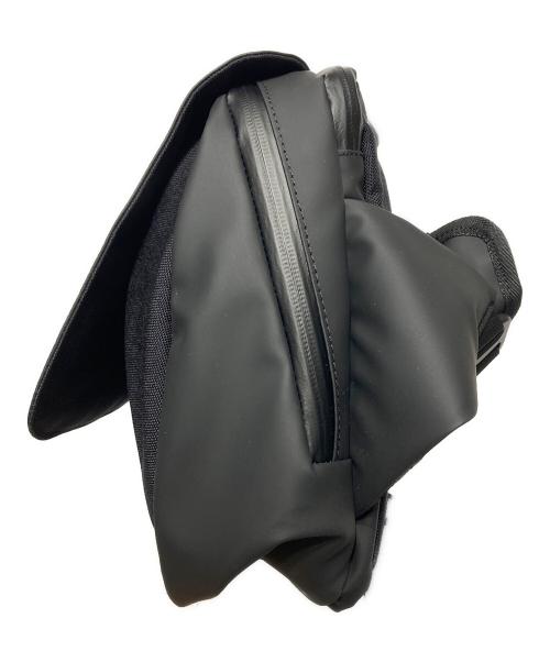 TRIDEAL（トライディール）TRIDEAL (トライディール) TOUGH BIG SLING BAG ブラックの古着・服飾アイテム