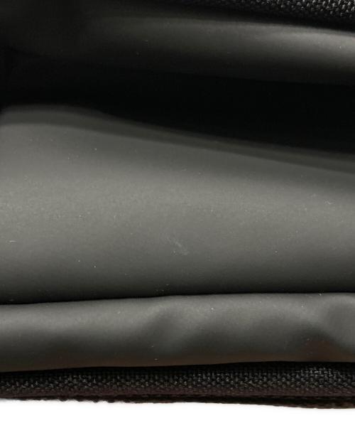 TRIDEAL（トライディール）TRIDEAL (トライディール) TOUGH BIG SLING BAG ブラックの古着・服飾アイテム