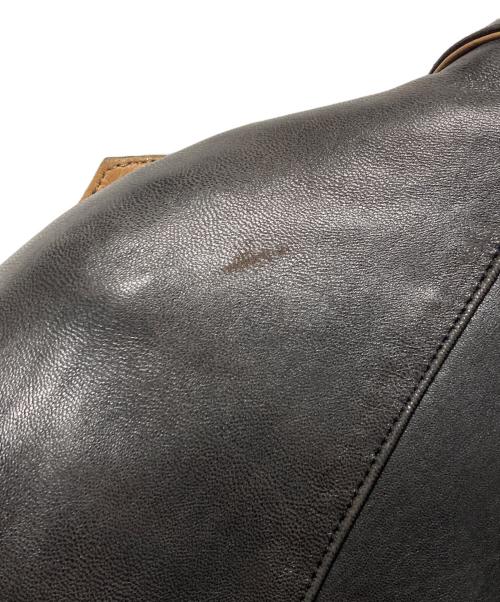 Pollini（ポリーニ）Pollini (ポリーニ) レザージャケット ブラック サイズ:Ｓの古着・服飾アイテム
